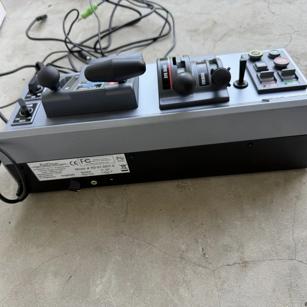 RailDriver RD-91-MDT-A Desktop Train Cab Controller With Box -READ